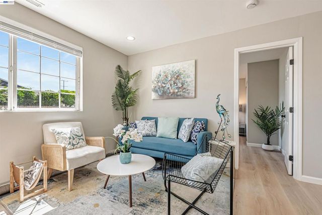 1111 Stonington Ave, San Pablo, CA 94806