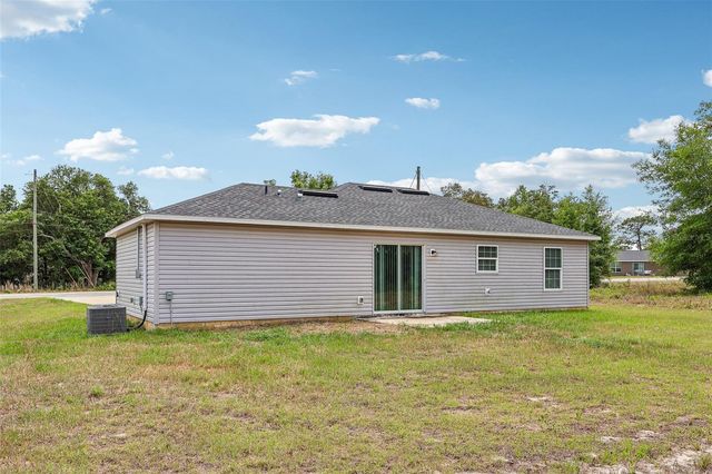 223 MALAUKA ROAD, Ocklawaha, FL 32179
