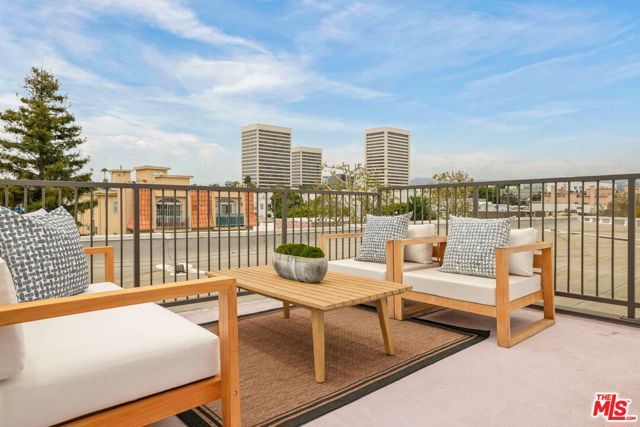 1878 Greenfield Avenue PH1, Los Angeles, CA 90025