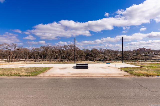 2106 Waterfront Dr, Kerrville, TX 78028