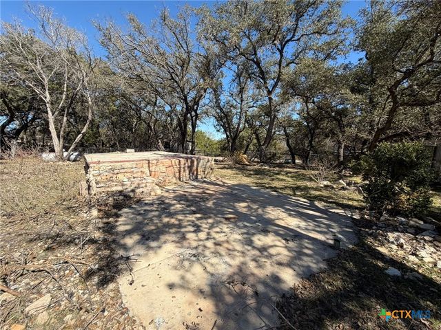 618 W Clark Street, Canyon Lake, TX 78133