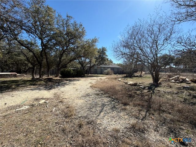 618 W Clark Street, Canyon Lake, TX 78133