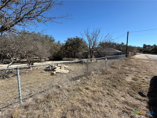 618 W Clark Street, Canyon Lake, TX 78133