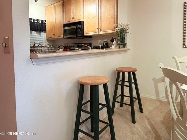 11 11 ARBOR CLUB Drive 214, Palm Valley, FL 32082