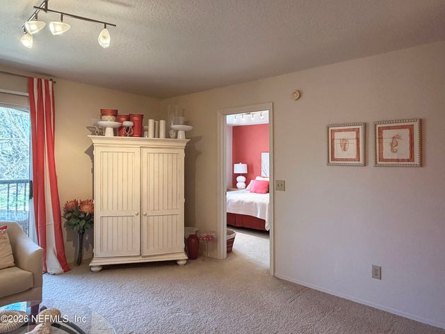 11 11 ARBOR CLUB Drive 214, Palm Valley, FL 32082