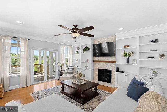 13487 EAGLES REST DR, Leesburg, VA 20176