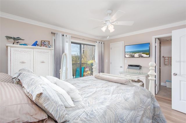 15 TURNER STREET 4, Clearwater, FL 33756