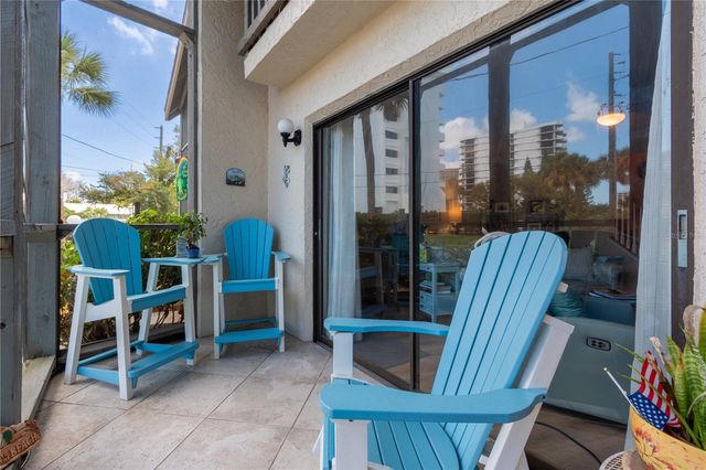 15 TURNER STREET 4, Clearwater, FL 33756