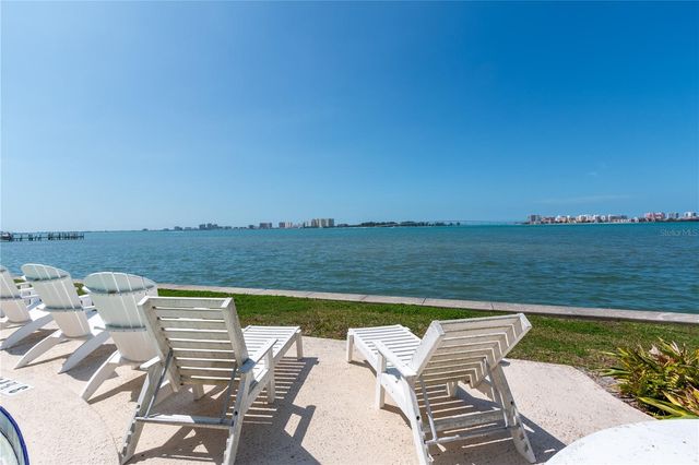 15 TURNER STREET 4, Clearwater, FL 33756