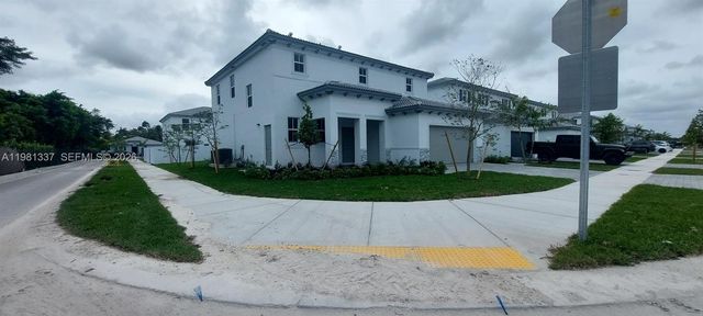 14806 SW 163rd St, Miami, FL 33187