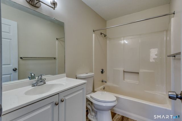 246 Adams Hill Way 246, East Windsor, CT 06088