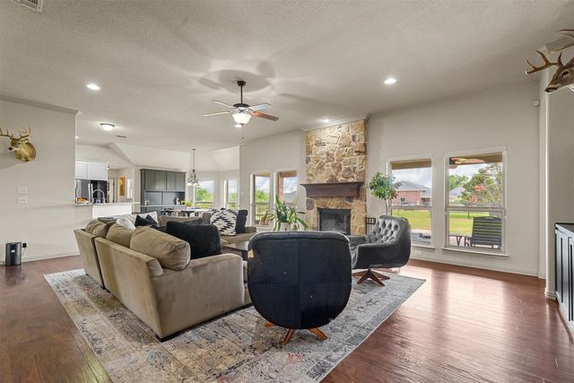 120 Kristin Drive, Aledo, TX 76008