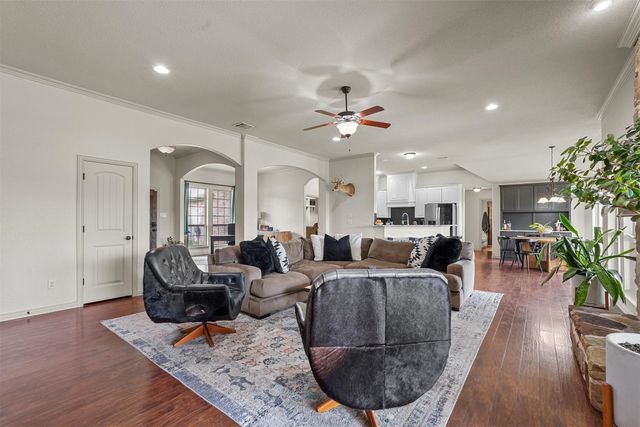 120 Kristin Drive, Aledo, TX 76008