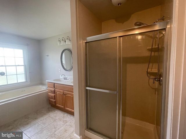 3 CROSS CUT LN, Fredericksburg, VA 22405