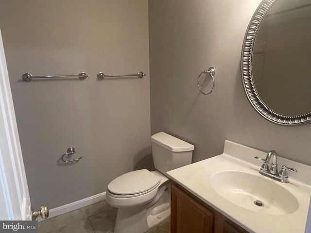 3 CROSS CUT LN, Fredericksburg, VA 22405