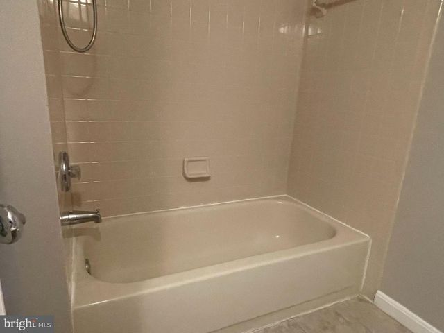 3 CROSS CUT LN, Fredericksburg, VA 22405