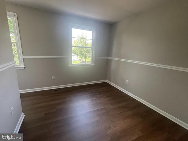 3 CROSS CUT LN, Fredericksburg, VA 22405