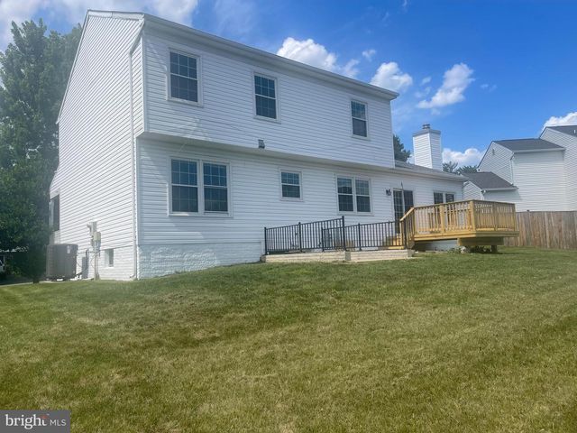 3 CROSS CUT LN, Fredericksburg, VA 22405