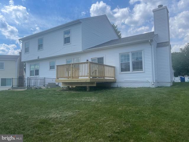 3 CROSS CUT LN, Fredericksburg, VA 22405