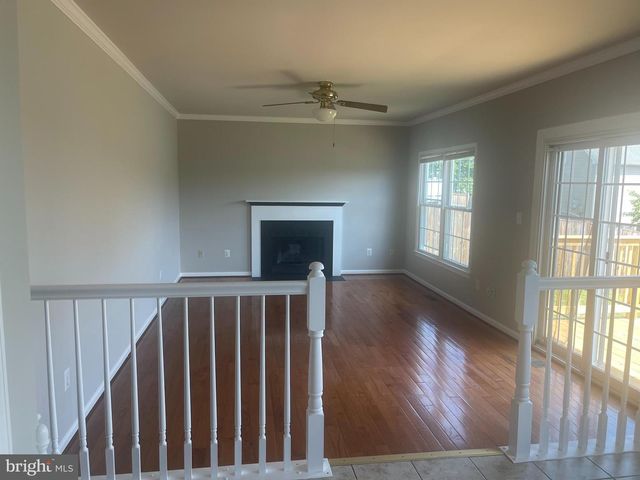 3 CROSS CUT LN, Fredericksburg, VA 22405