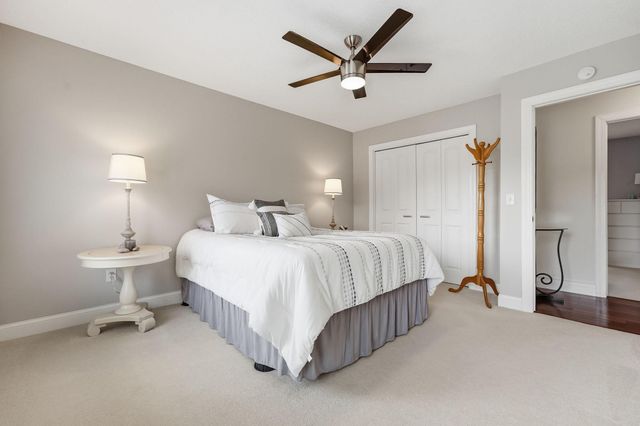 352 Wyndham Circle E, New Brighton, MN 55112