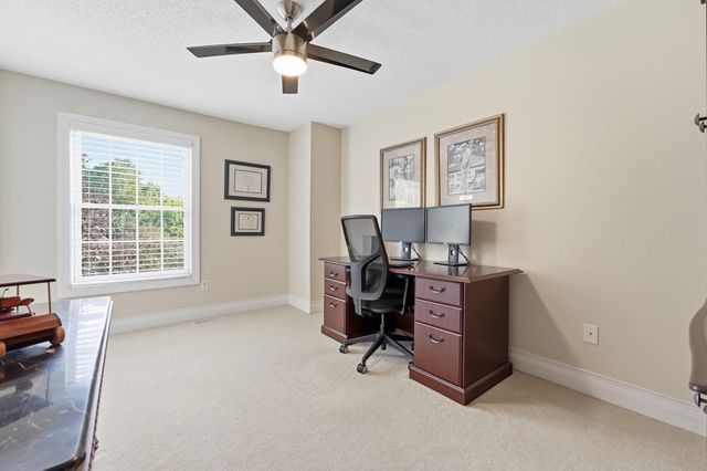 352 Wyndham Circle E, New Brighton, MN 55112