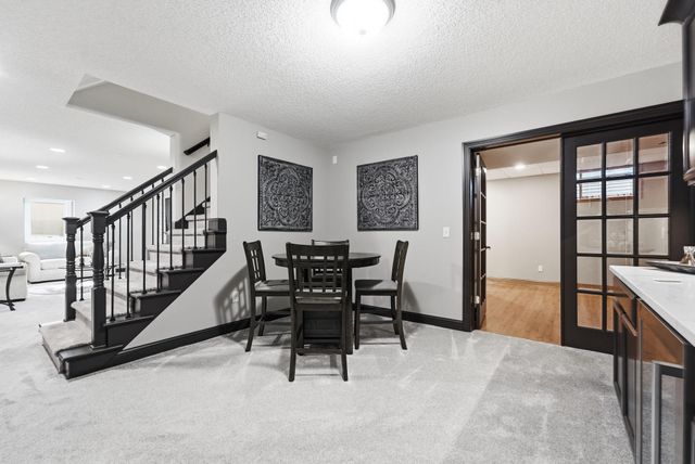 352 Wyndham Circle E, New Brighton, MN 55112