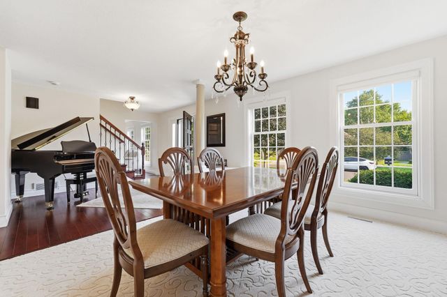 352 Wyndham Circle E, New Brighton, MN 55112