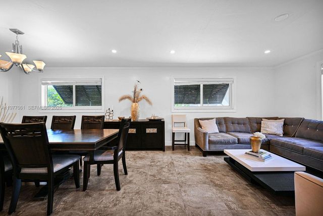 7700 SW 139th Ter, Palmetto Bay, FL 33158