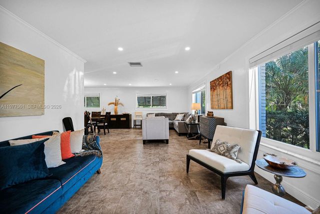 7700 SW 139th Ter, Palmetto Bay, FL 33158