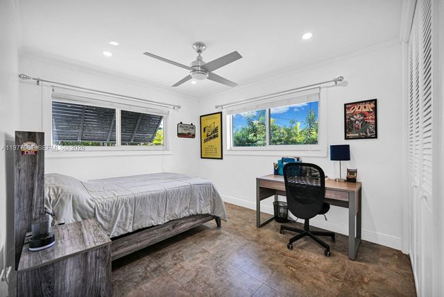 7700 SW 139th Ter, Palmetto Bay, FL 33158