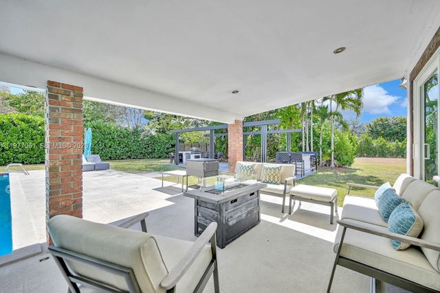 7700 SW 139th Ter, Palmetto Bay, FL 33158