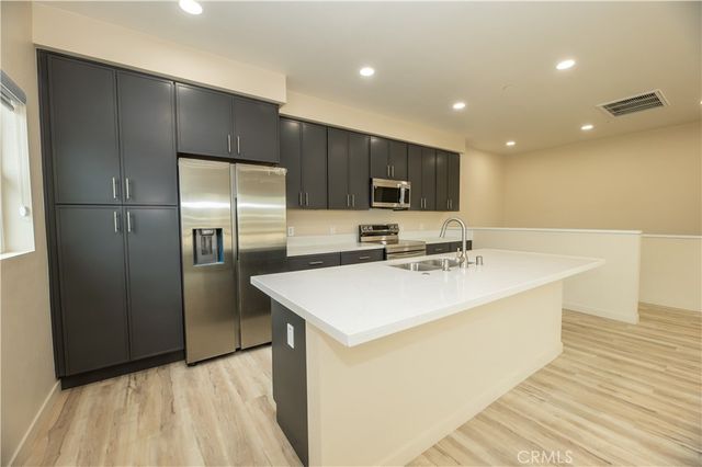 14407 Maraschino Avenue, Fontana, CA 92335