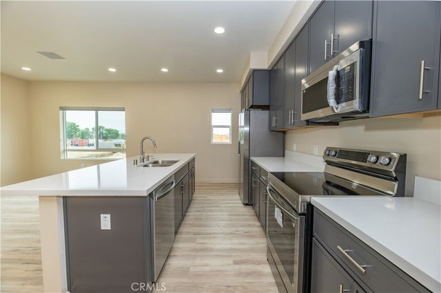14407 Maraschino Avenue, Fontana, CA 92335