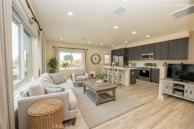 14407 Maraschino Avenue, Fontana, CA 92335