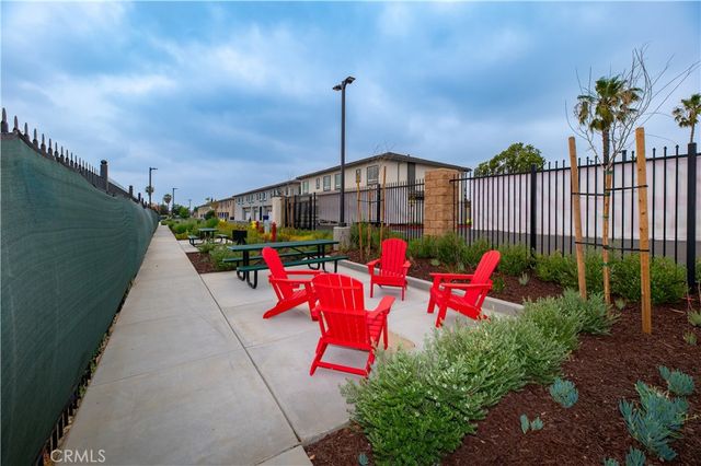 14407 Maraschino Avenue, Fontana, CA 92335