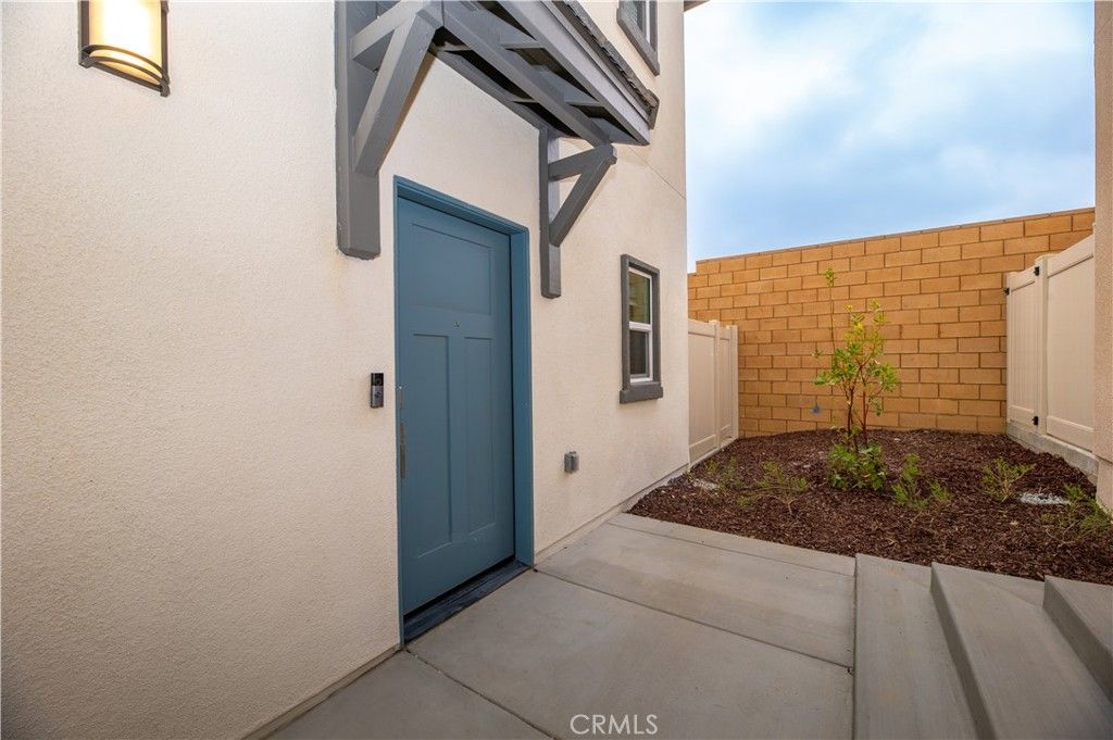 14407 Maraschino Avenue, Fontana, CA 92335
