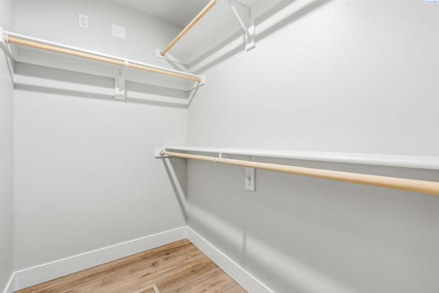 6520 W 29th Ct, Kennewick, WA 99338