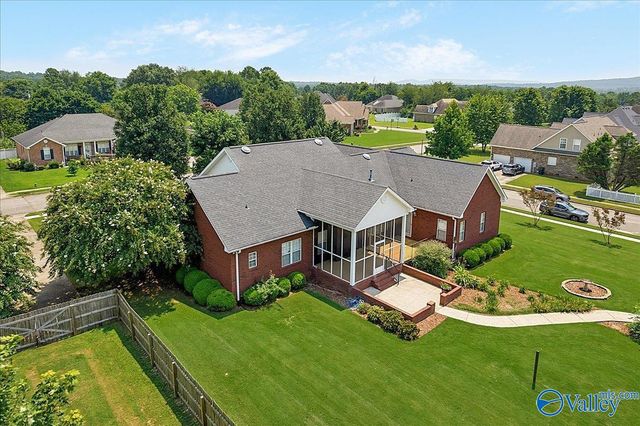 101 Quail Run Court, Meridianville, AL 35759