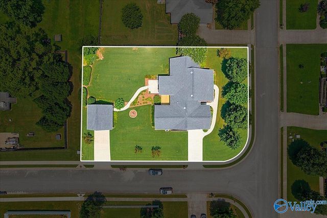 101 Quail Run Court, Meridianville, AL 35759