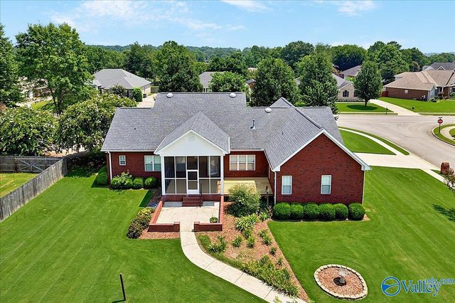 101 Quail Run Court, Meridianville, AL 35759
