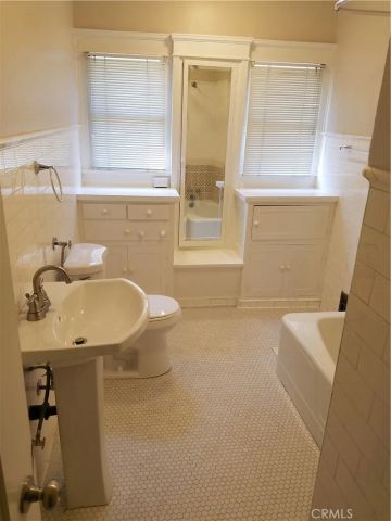 454 S Glassell, Orange, CA 92866