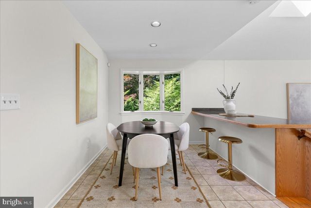 72 MASON DR, Princeton, NJ 08540