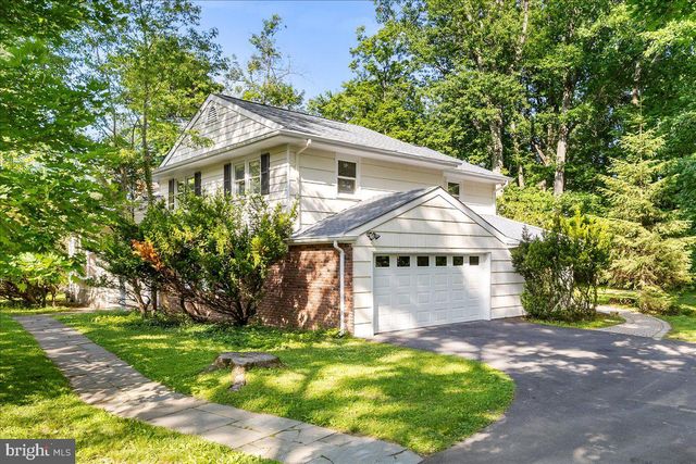 72 MASON DR, Princeton, NJ 08540