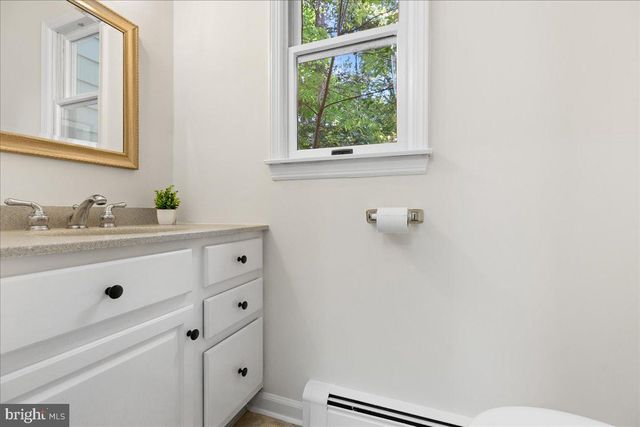 72 MASON DR, Princeton, NJ 08540