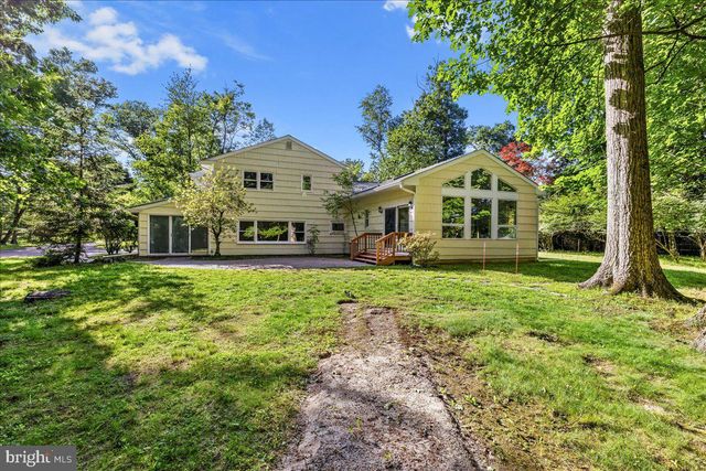 72 MASON DR, Princeton, NJ 08540