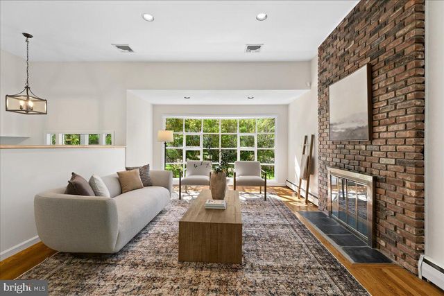 72 MASON DR, Princeton, NJ 08540
