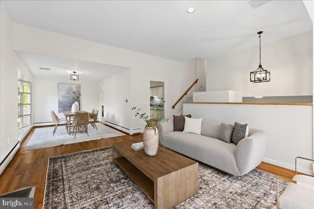 72 MASON DR, Princeton, NJ 08540