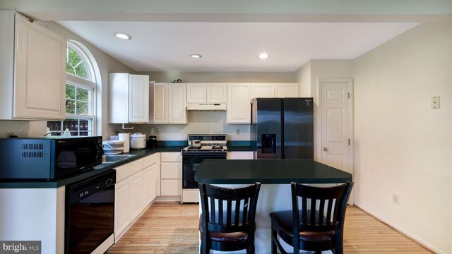 137 WEYBRIDGE DR, Malvern, PA 19355