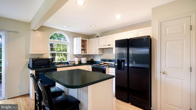 137 WEYBRIDGE DR, Malvern, PA 19355